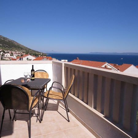 Apartment Adriano Бол Екстериор снимка
